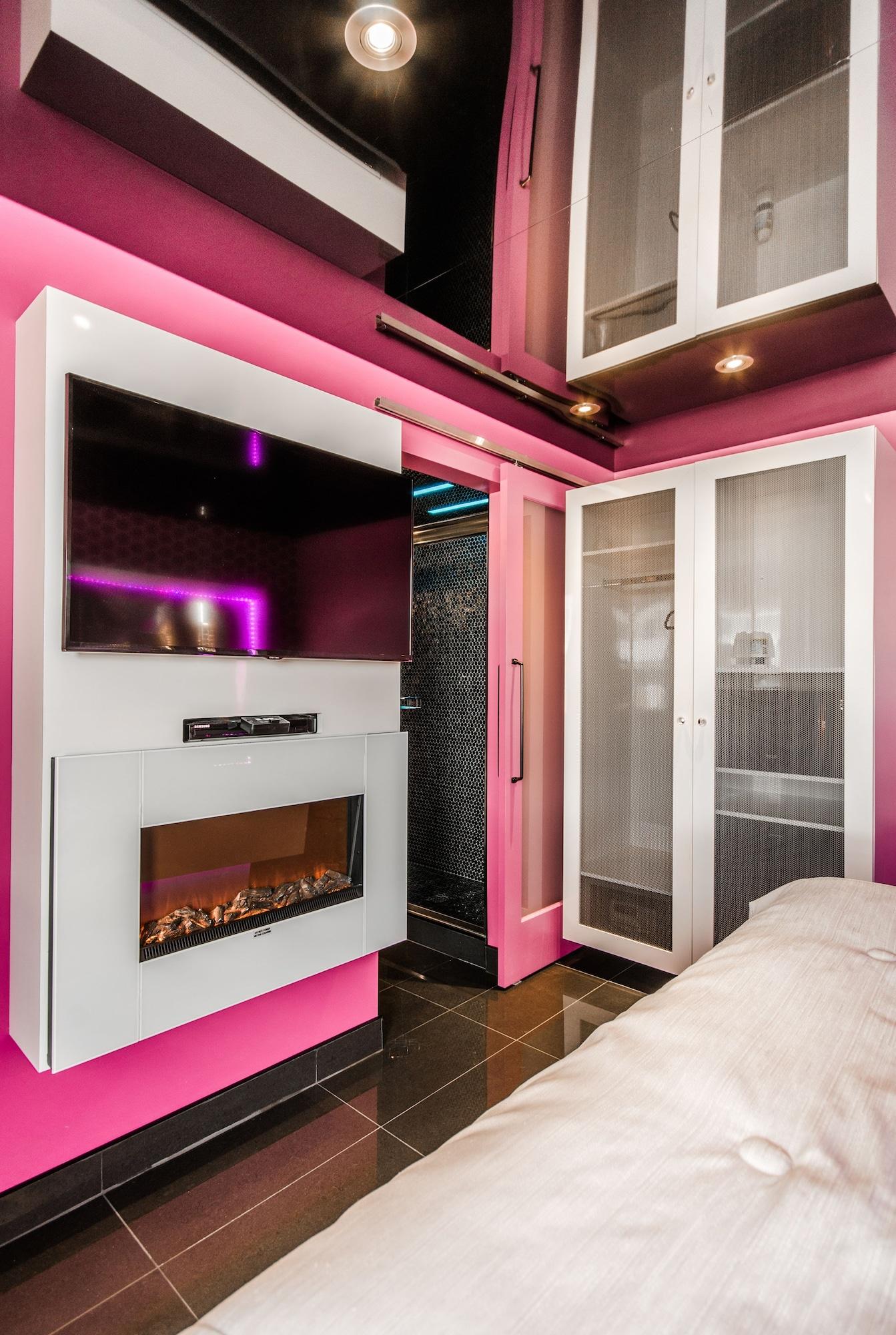 Olux Hotel-Motel-Suites Laval Exterior photo